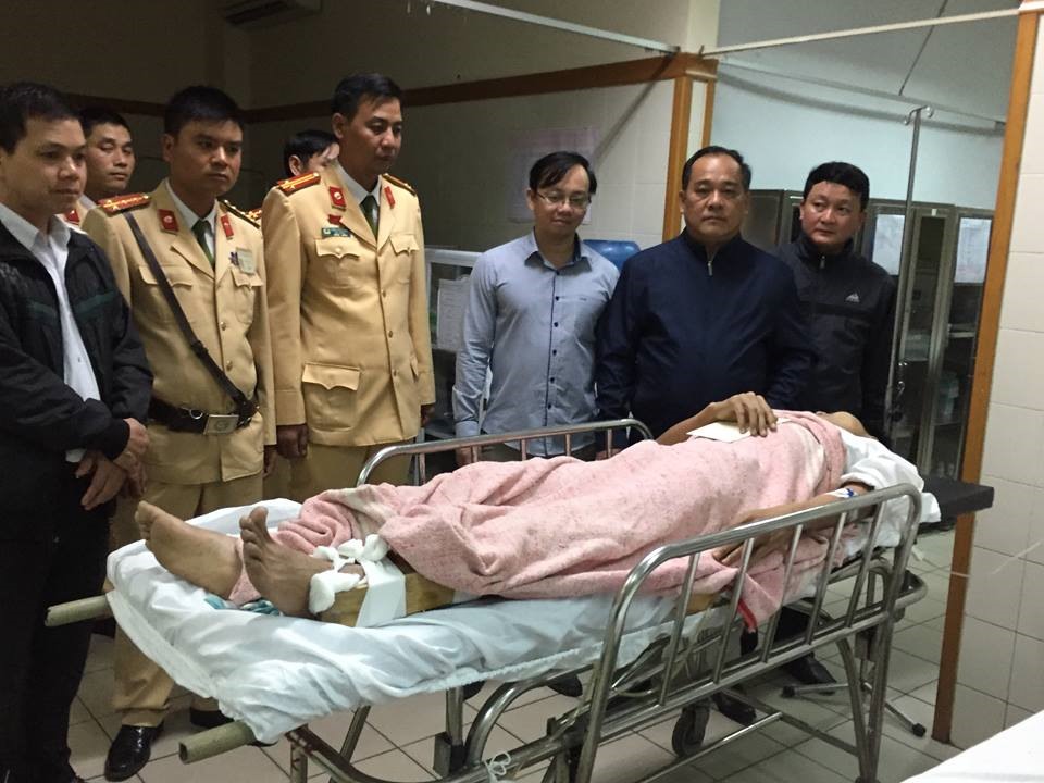Đồng chí CAGT bị thương nghiêm trọng.