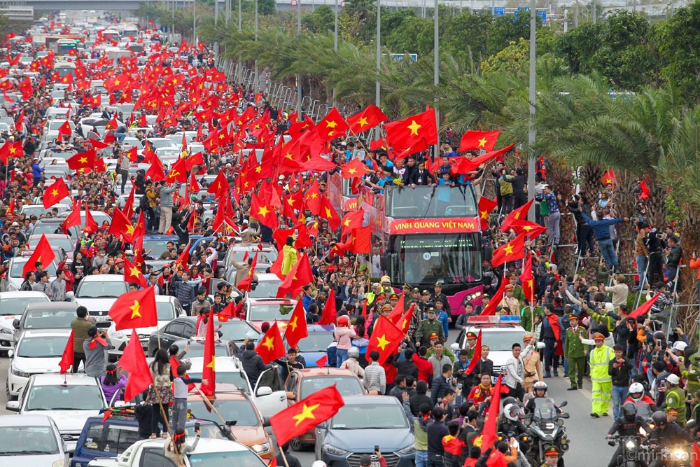 Hình ảnh xúc động của U23 Việt Nam ngày trở về. Ảnh: Hoa Học Trò.