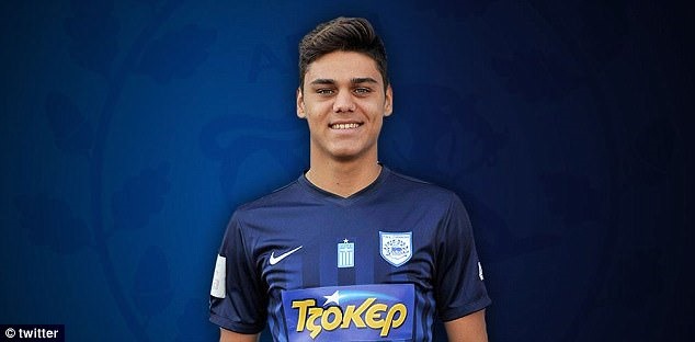 Arsenal đã có sự phục vụ của Konstantinos Mavropanos. Ảnh: Daily Mail.