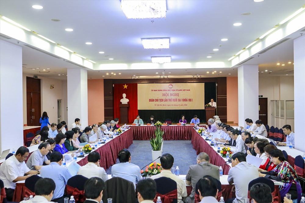 Các đại biểu dự hội nghị