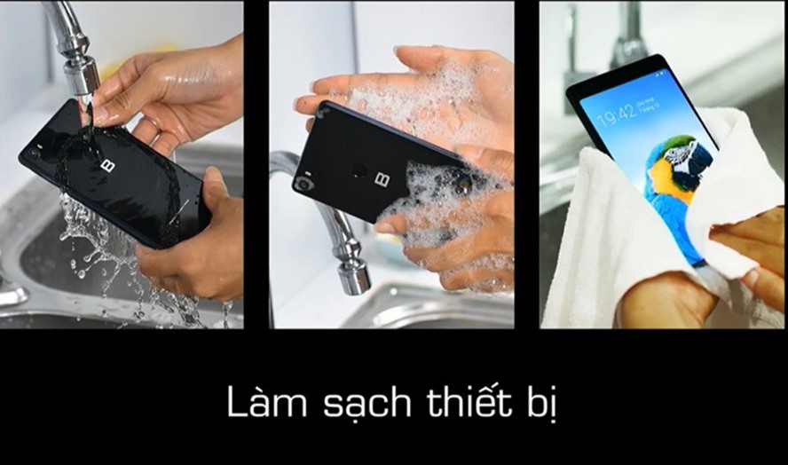 Bphone 3 rửa qua xà phòng và nước.