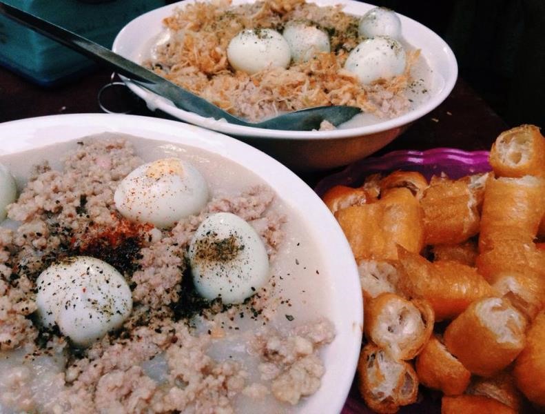 Cháo sườn - món ăn thu hút bất kỳ thực khách nào.