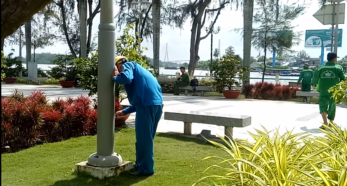 Công viên Bến Ninh Kiều, nơi xảy ra vụ việc. Ảnh: P.V