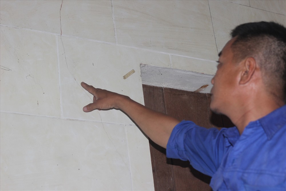 Nhiều hộ dân khổ vì mìn khai thác đá