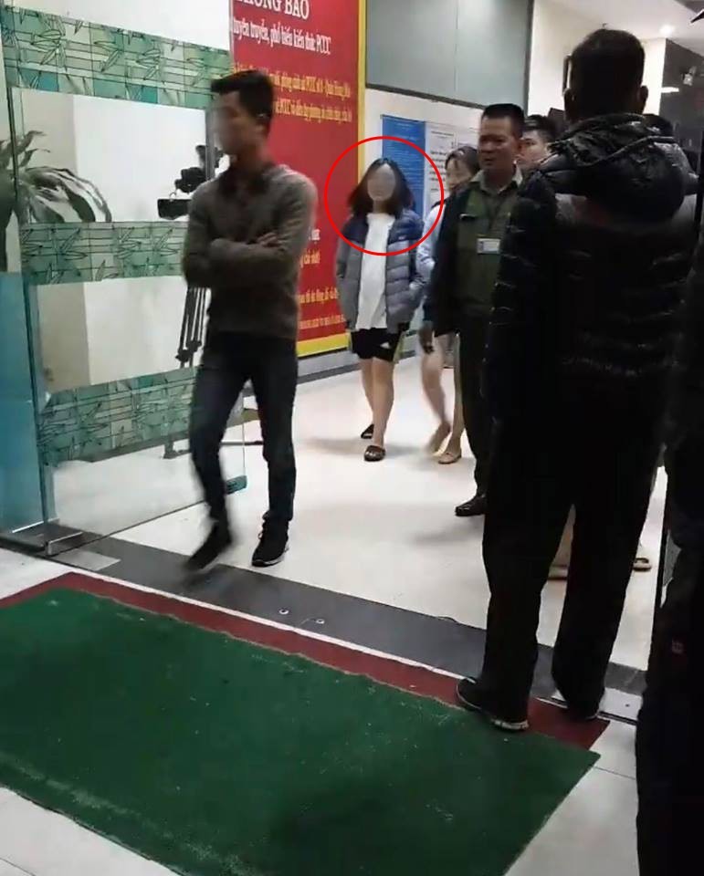 Cô gái được cho là thai phụ bị tình nghi.