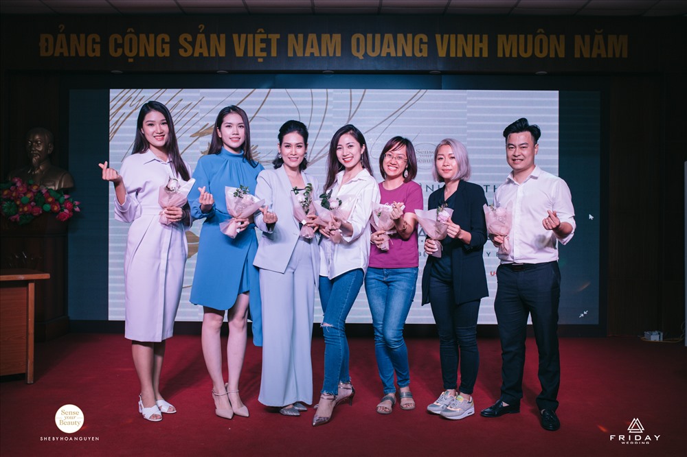 Sự kiện cũng thu hút đông đảo nhiều nghệ sĩ khác tham dự.
