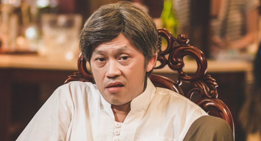 Nam danh hài Hoài Linh cũng góp mặt tại liveshow của người em mà anh quý mến.