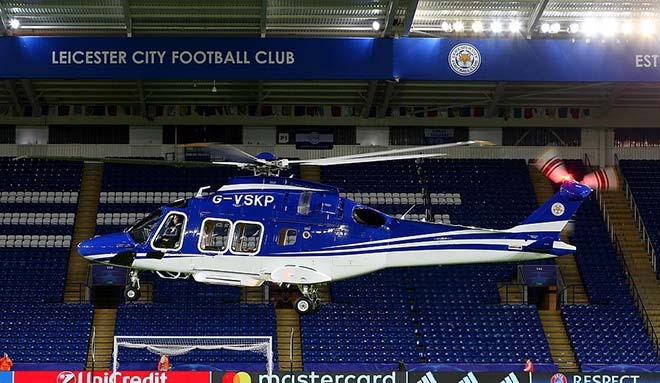 Tai nạn kinh hoành: Trực thăng của chủ tịch CLB Leicester City bị rơi, bốc cháy dữ dội - ảnh 7 Tai nạn kinh hoành: Trực thăng của chủ tịch CLB Leicester City bị rơi, bốc cháy dữ dội - ảnh 7