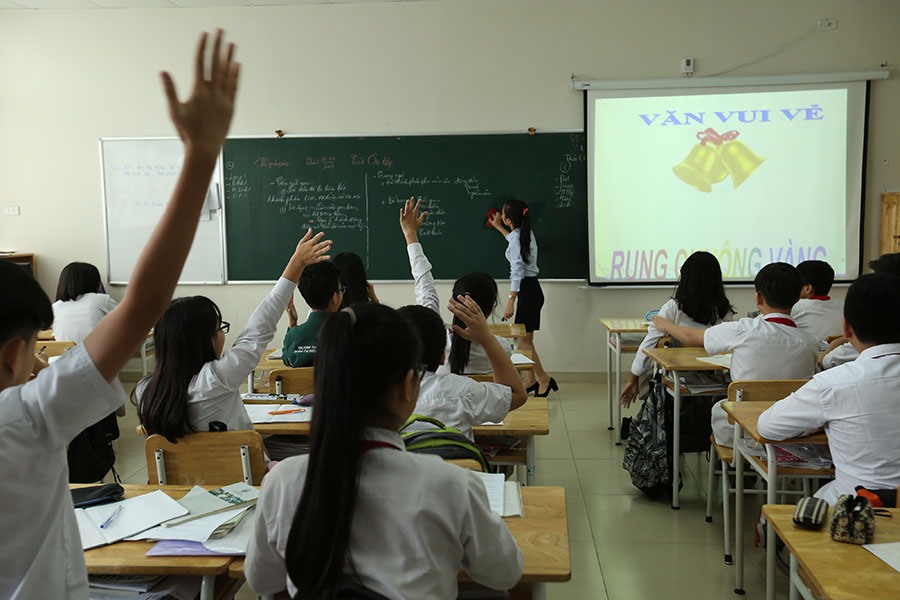 Tương tác giữa giáo viên và học sinh trong giờ học là rất quan trọng. Ảnh: HẢI NGUYỄN