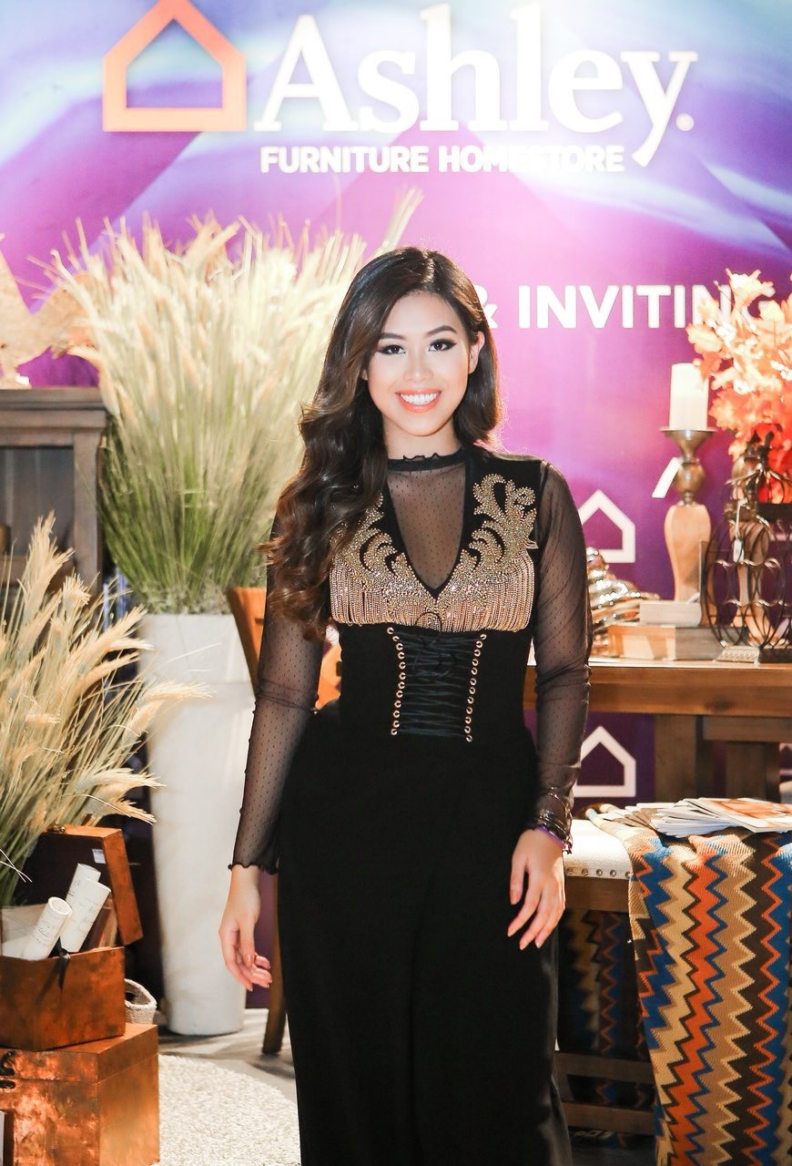 Thảo Tiên là một trong những hotgirl có hàng triệu lượng người theo dõi trên trang mạng xã hội. Ảnh: NVCC.