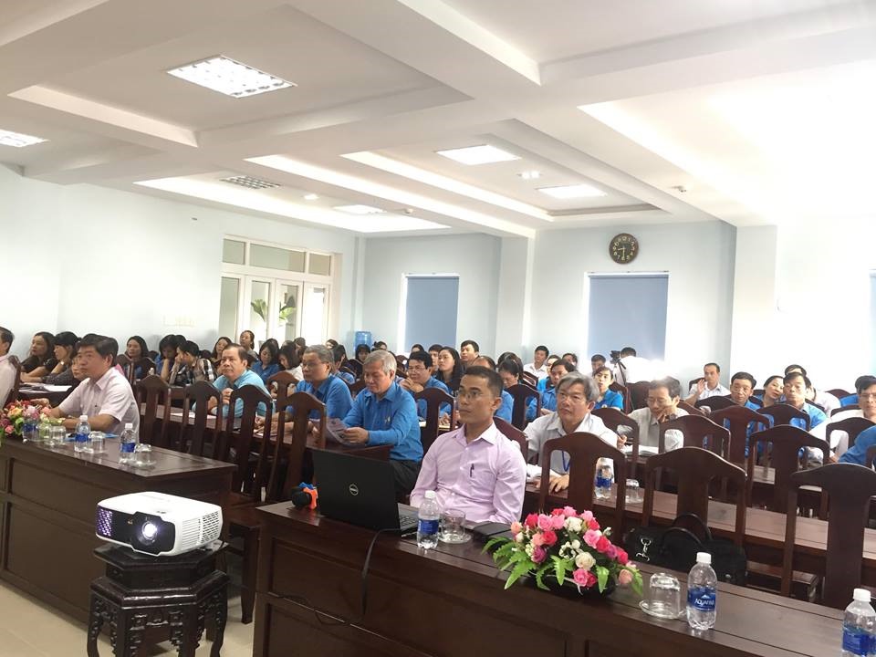 Các đoàn viên, CNVCLĐ tham gia buổi sinh hoạt. Ảnh: PĐ.