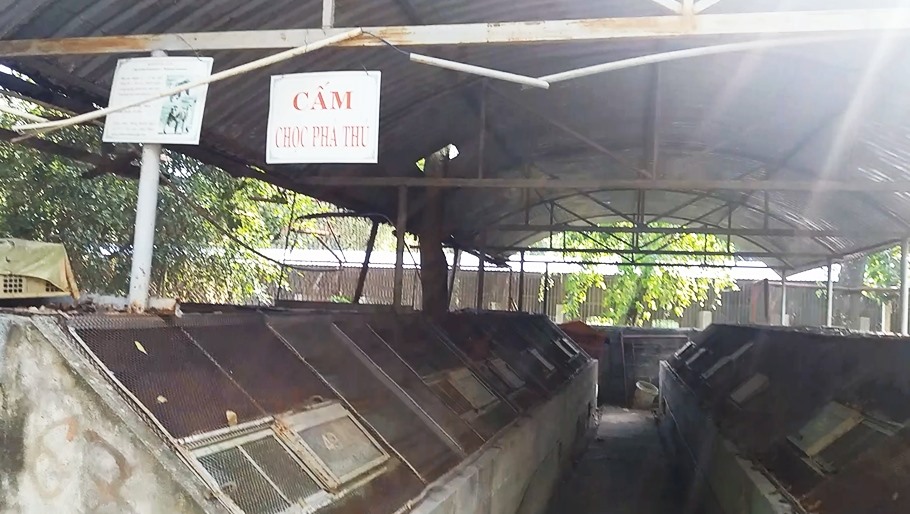 Chuồng trại không có thú nhưng vẫn để tên loài thú