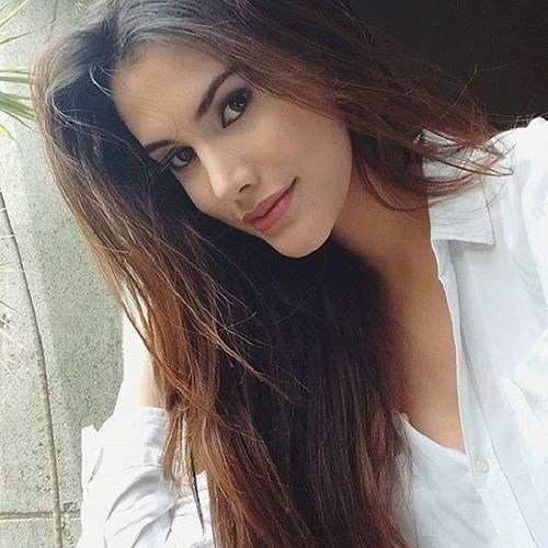 Nhan sắc đời thường của Mariem Velazco cũng nhận được nhiều lời khen ngợi.