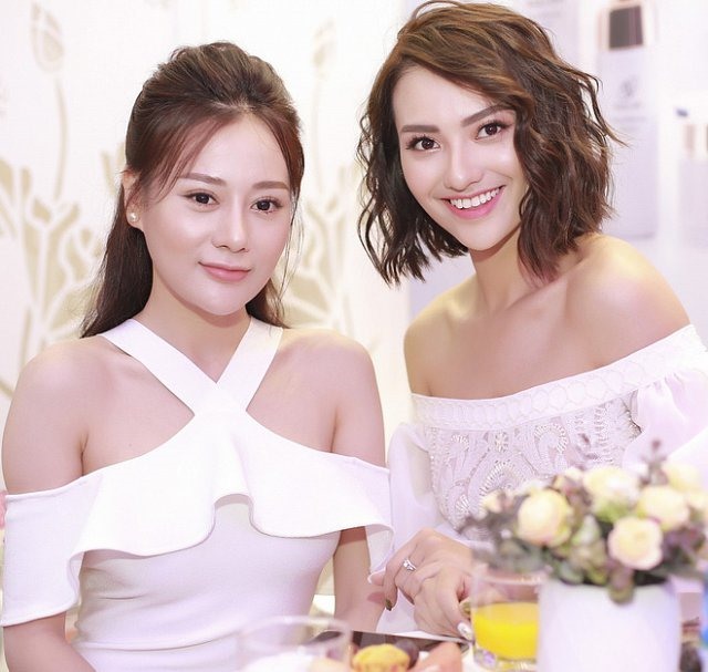 Nhan sắc Quỳnh búp bê sau 1 tháng phẫu thuật thẩm mỹ - ảnh 9 Nhan sắc Quỳnh búp bê sau 1 tháng phẫu thuật thẩm mỹ - ảnh 9