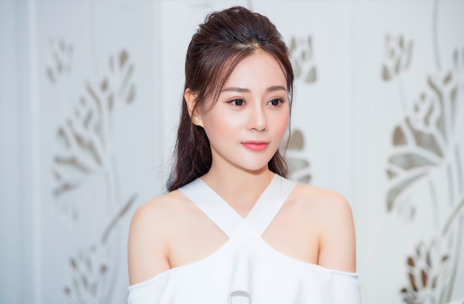 Nhan sắc Quỳnh búp bê sau 1 tháng phẫu thuật thẩm mỹ - ảnh 4 Nhan sắc Quỳnh búp bê sau 1 tháng phẫu thuật thẩm mỹ - ảnh 4
