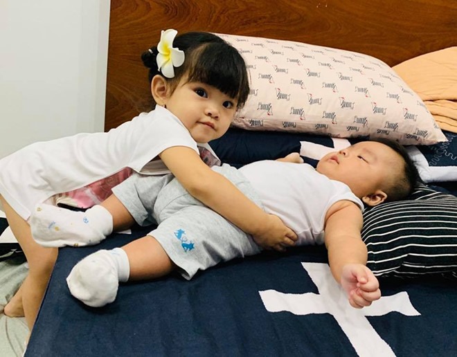 Hai nhóc tì nhà Hải Băng - Thành Đạt.