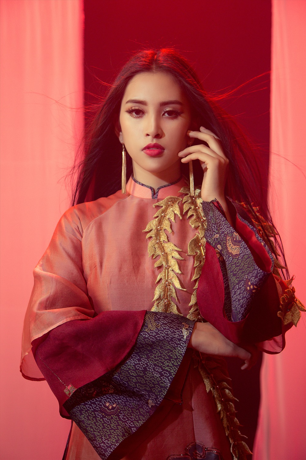 Hoa hậu Tiểu Vy hát Lạc trôi thi tài năng tại Miss World 2018 - ảnh 10 Hoa hậu Tiểu Vy hát Lạc trôi thi tài năng tại Miss World 2018 - ảnh 10