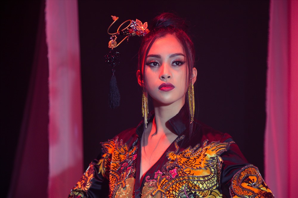 Hoa hậu Tiểu Vy hát Lạc trôi thi tài năng tại Miss World 2018 - ảnh 19 Hoa hậu Tiểu Vy hát Lạc trôi thi tài năng tại Miss World 2018 - ảnh 19