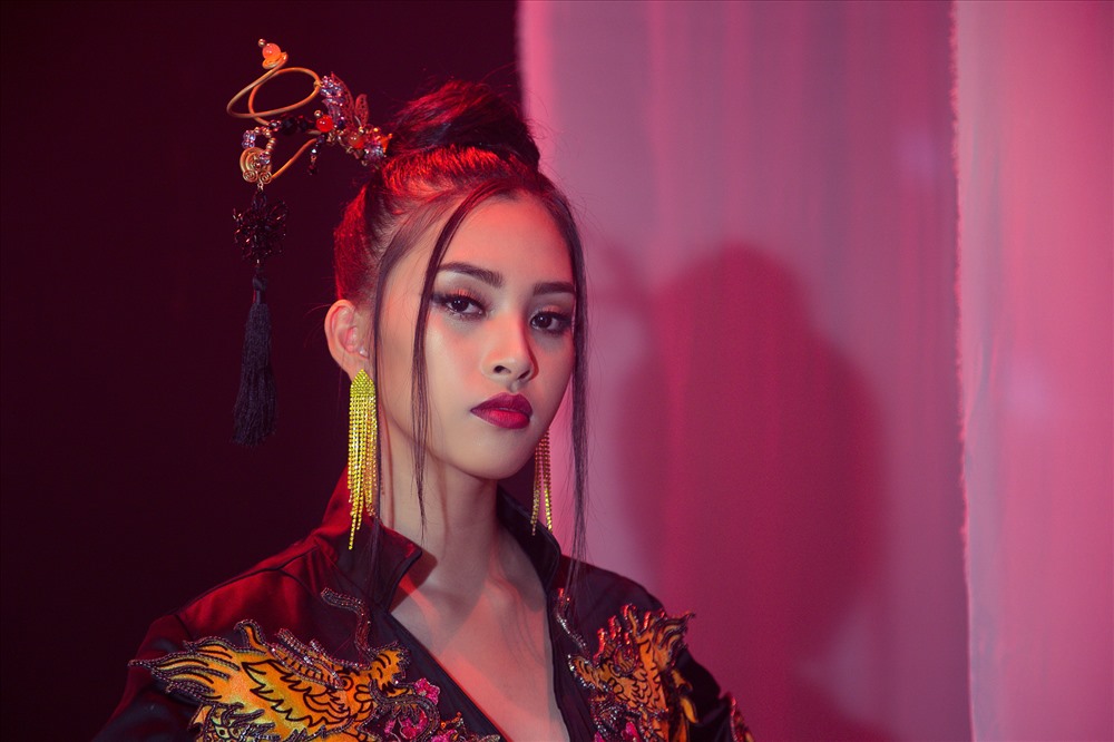 Hoa hậu Tiểu Vy hát Lạc trôi thi tài năng tại Miss World 2018 - ảnh 20 Hoa hậu Tiểu Vy hát Lạc trôi thi tài năng tại Miss World 2018 - ảnh 20