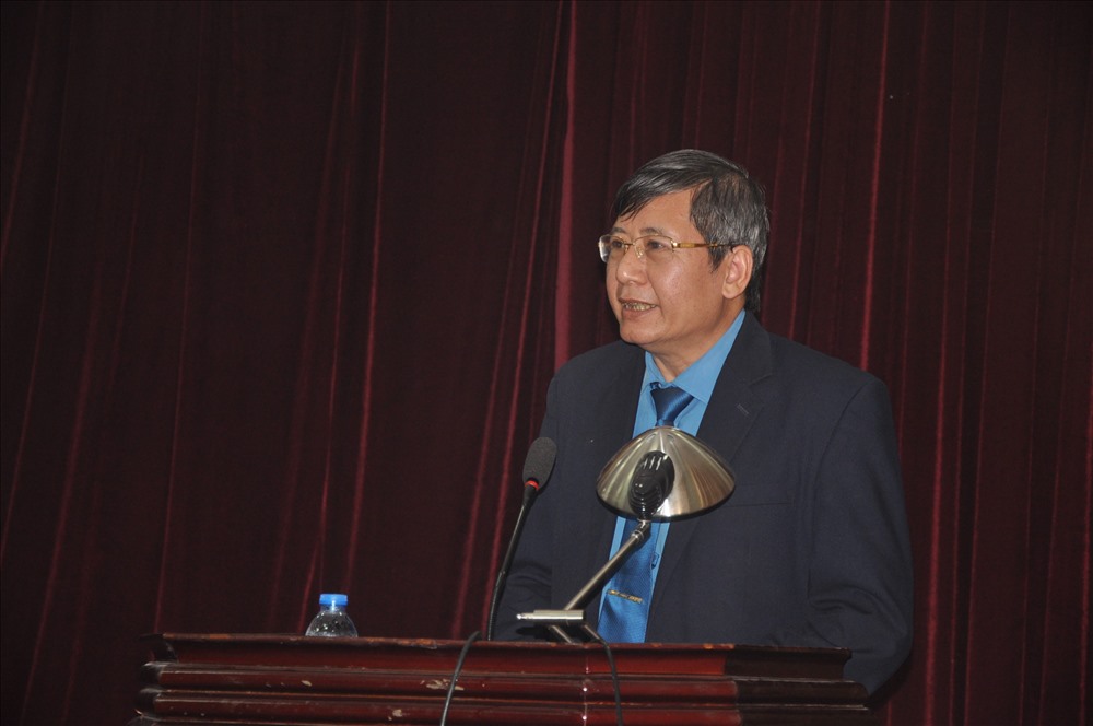 Phó Chủ tịch Thường trực Tổng LĐLĐVN Trần Thanh Hải phát biểu khai mạc Hội nghị.
