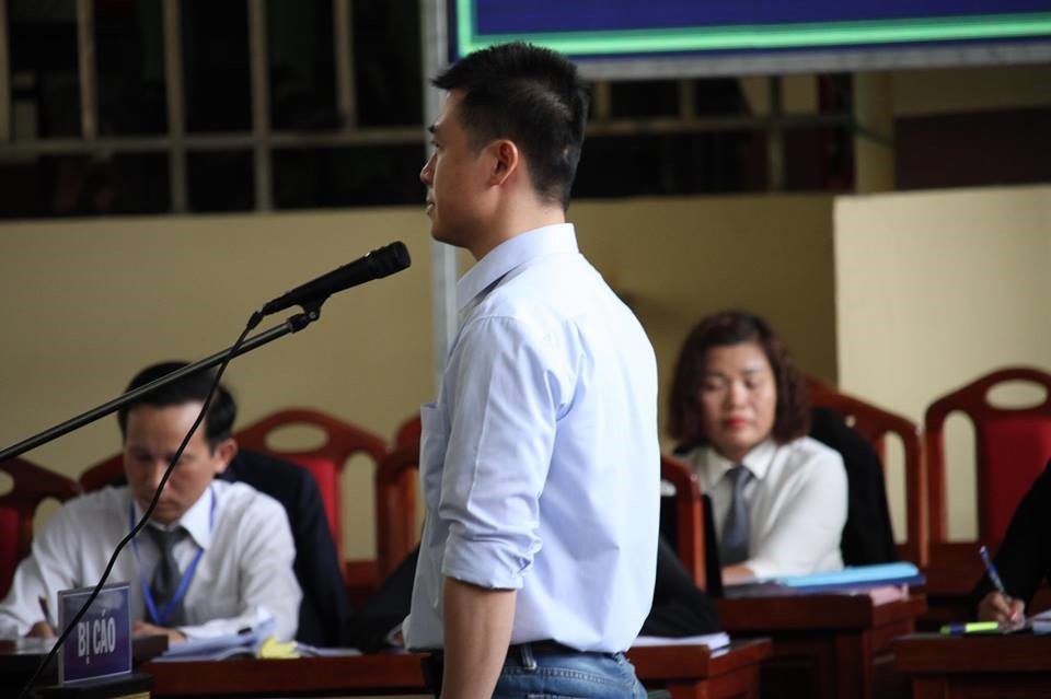 Phan Sào Nam tại tòa.