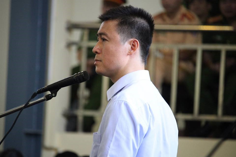 Phan Sào Nam tại tòa.
