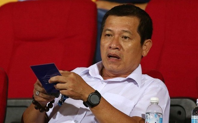 Phó ban tọng tài Dương Văn Hiền khuyên NHM nên có cái nhìn thông cảm cho công tác trọng tài.