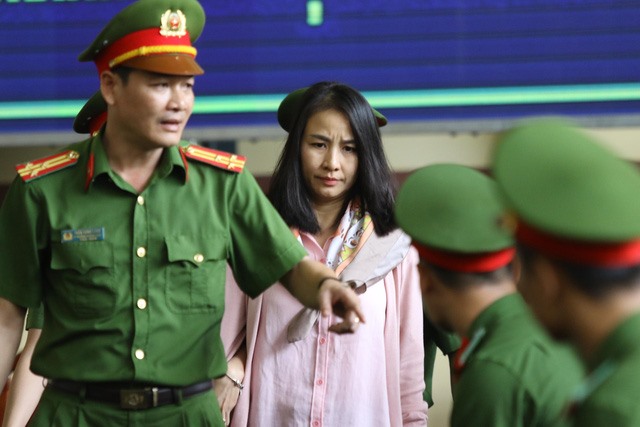 Bị cáo Lưu Thị Hồng.