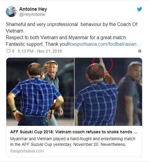 Dòng tweet có phần cay cú của Antoine Hey.