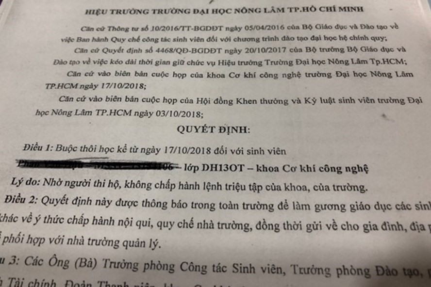 Sinh viên bị kỷ luật lần này đa phần là do nhờ người thi hộ chuẩn đầu ra tiếng Anh hoặc tin học.