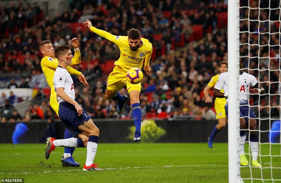 Bàn thắng danh dự muộn màng của Chelsea. Ảnh: Reuters.
