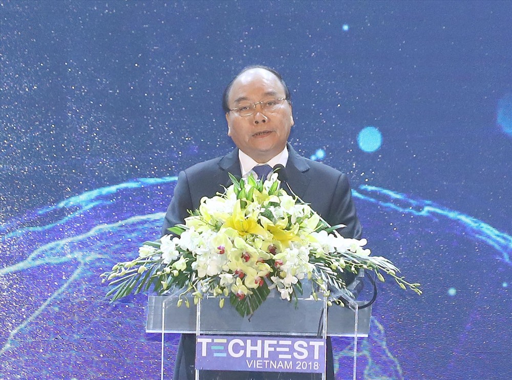 Thủ tướng Nguyễn Xuân Phúc phát biểu tại Ngày hội khởi nghiệp đổi mới sáng tạo quốc gia.