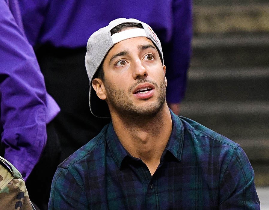 Daniel Ricciardo (Đội Red Bull): 6 triệu USD (~140 tỉ đồng).