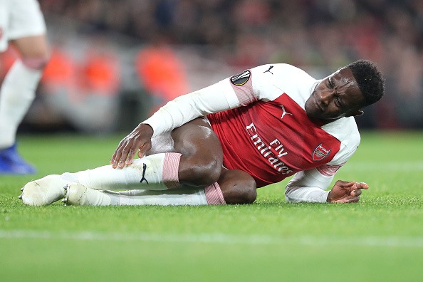 Danny Welbeck gặp chấn thương khá nặng (Ảnh: Getty)