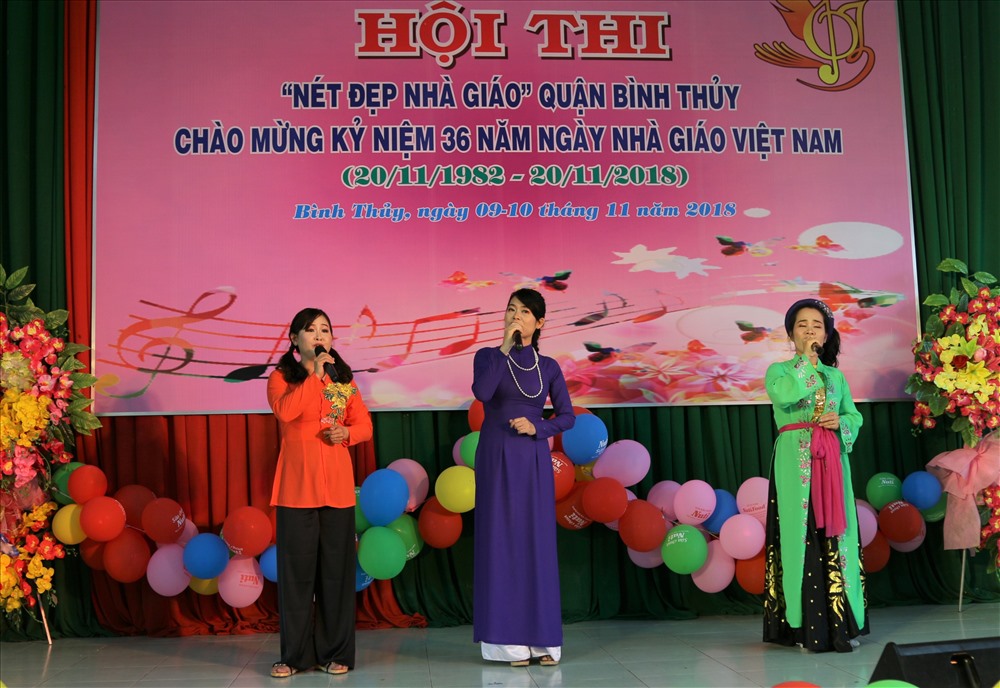 Các tiết mục văn nghệ được đầu tư từ nội dung cho đến hình thức trình bày. Ảnh: BT