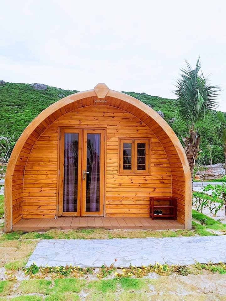 Kiến trúc phòng ngủ được thiết kế độc đáo bằng chất liệu gỗ. Ảnh: Vunam Resort
