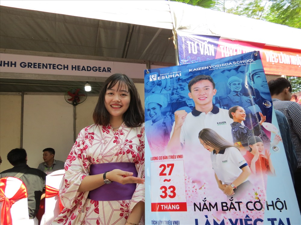 Các DN tham gia tuyển dụng có nhiều hình thức thu hút ứng viên khá mới mẻ
