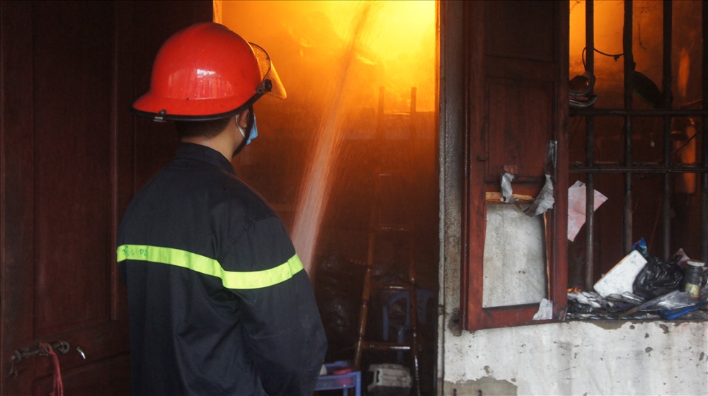 Hiện trường đám cháy ngày 9.12