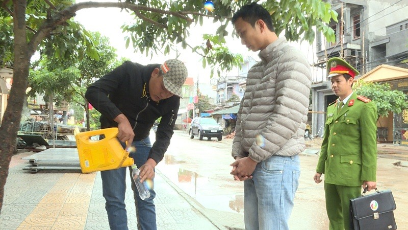 Đối tượng Luân và Huy thực nghiệm tại hiện trường