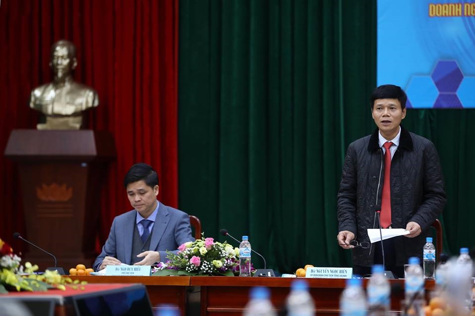 Tổng Biên tập Báo Lao Động Nguyễn Ngọc Hiển phát biểu tại họp báo. Ảnh: Sơn Tùng