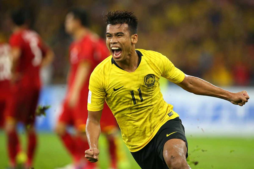 Safawi ghi bàn quá đẳng cấp. Ảnh: AFF Cup.