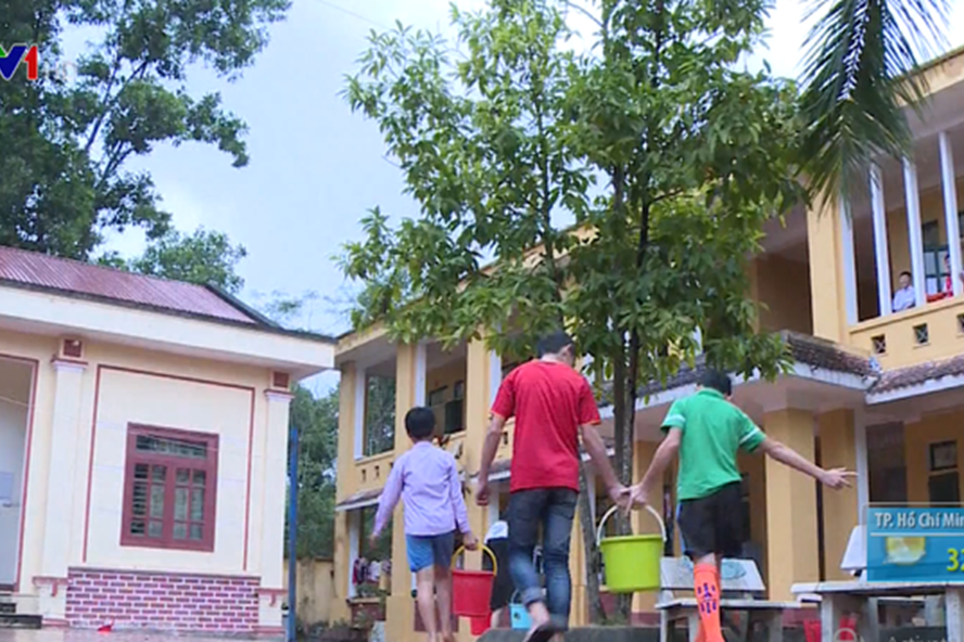 Thông tin hàng chục học sinh nam bị lạm dụng tình dục đã gây chấn động dư luận xã hội. Ảnh: VTV