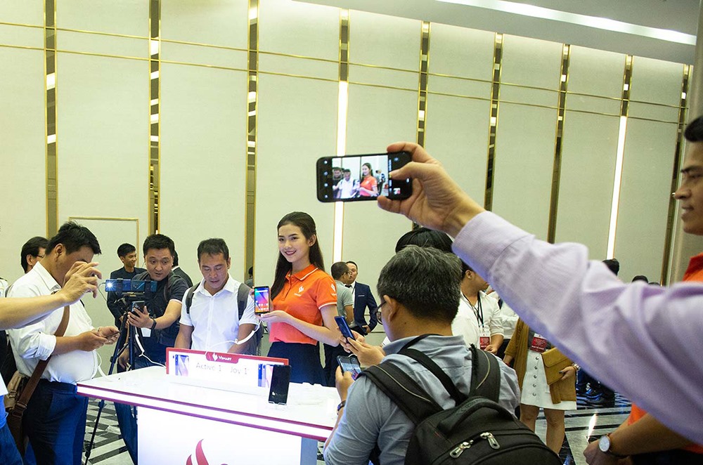 Trải nghiệm chụp ảnh với điện thoại VinSmart (ảnh:PL).