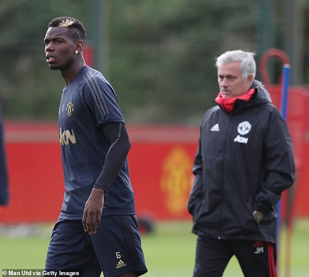 Pogba vẫn muốn đánh bài chuồn dù đã loại được Mourinho. Ảnh: Getty.