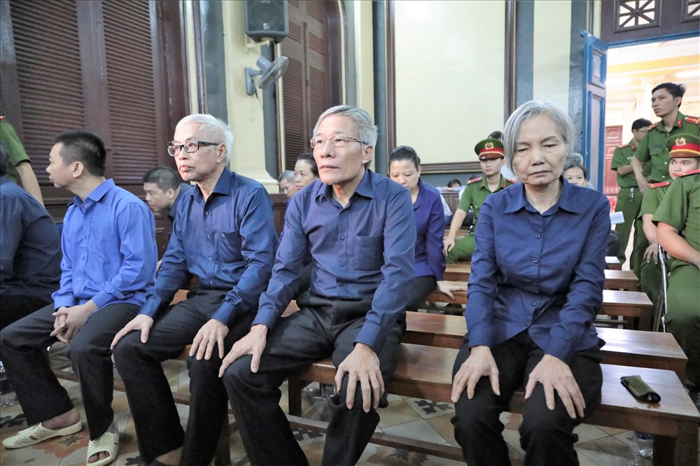 Ngoài ra, toàn còn tuyên phạt tù có giam giữ và không giam giữ với 23 bị cáo khác. Ảnh: T.S