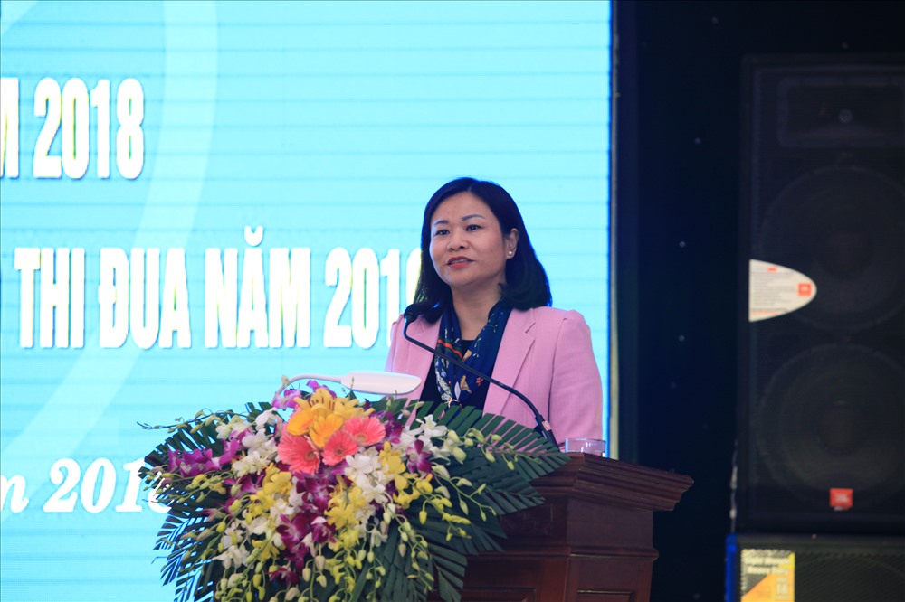 Chủ tịch LĐLĐ TP. Hà Nội Nguyễn Thị Tuyến phát biểu chỉ đạo tại hội nghị. Ảnh: Nguồn LĐLĐ TP. Hà Nội