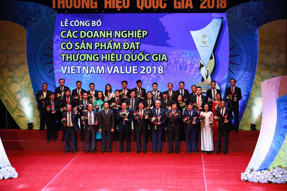 Lễ công bố doanh nghiệp có sản phẩm đạt Thương hiệu quốc gia là hoạt động tôn vinh những doanh nghiệp tiên phong, có sức lan tỏa lớn đối với thương hiệu và đại diện cho các lĩnh vực ngành hàng sản xuất và xuất khẩu. (Nguồn: Eurowindow)