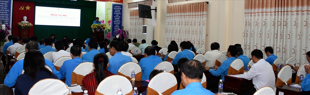 Quang cảnh họp BCH LĐLĐ tỉnh Sóc Trăng tổng kết năm 2018 (anhr PV)