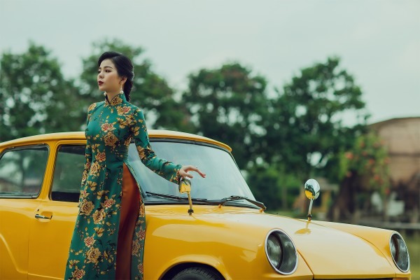 Tạo hình đậm chất cổ xưa của Lệ Quyên trong sản phẩm âm nhạc sắp ra mắt.