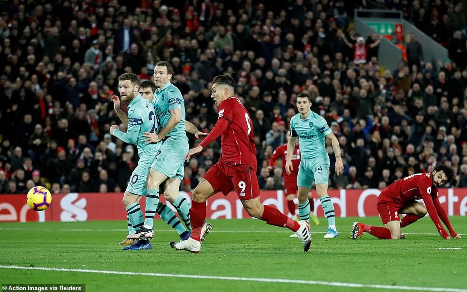 Bàn gỡ hòa 1-1 của Firmino (số 9). Ảnh: Reuters
